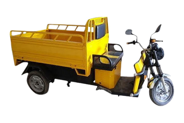 SN Solar Energy Battery Operated E Rickshaw Loader Three Wheeler Price