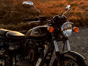 Benelli Imperiale 400 Handle Bars image