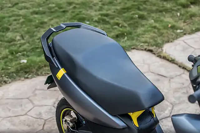 Ather 450X Seat image