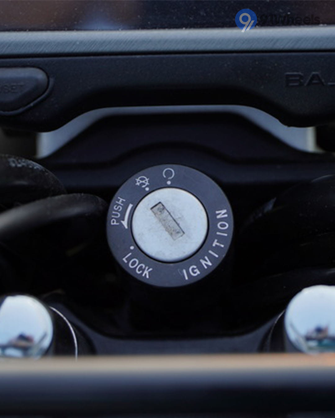 Handlebar & Console Area - 10