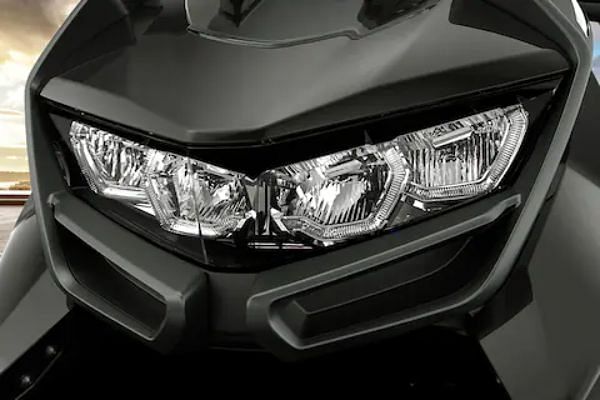 BMW C 400 GT  Headlight image