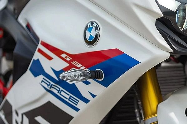 BMW  G 310 RR Logo image