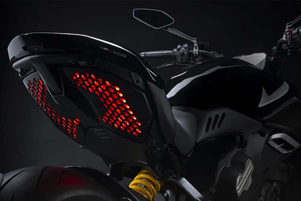 Ducati Diavel V4 Tail light