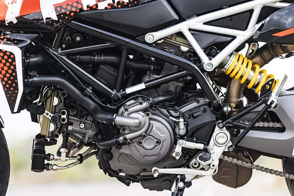 Ducati Hypermotard 950 Engine