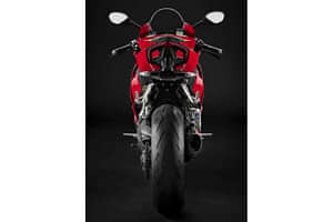 Ducati Panigale V2 bike image