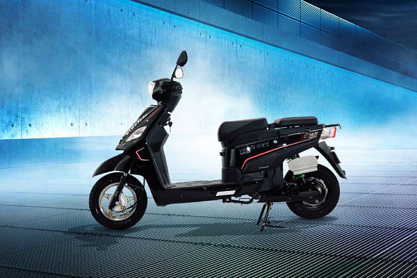 Hero Electric NYX scooter image