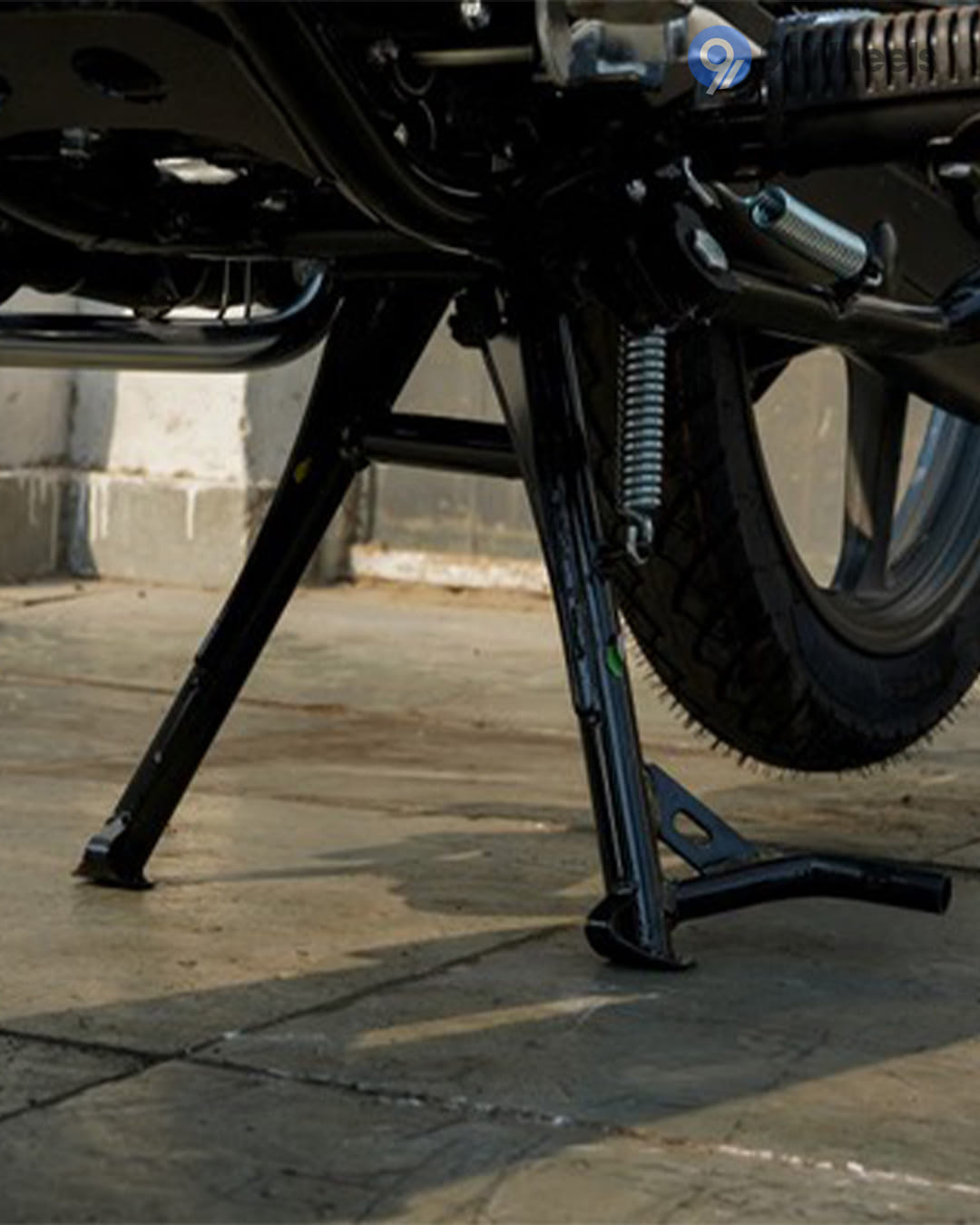 Stands & Utility - 1