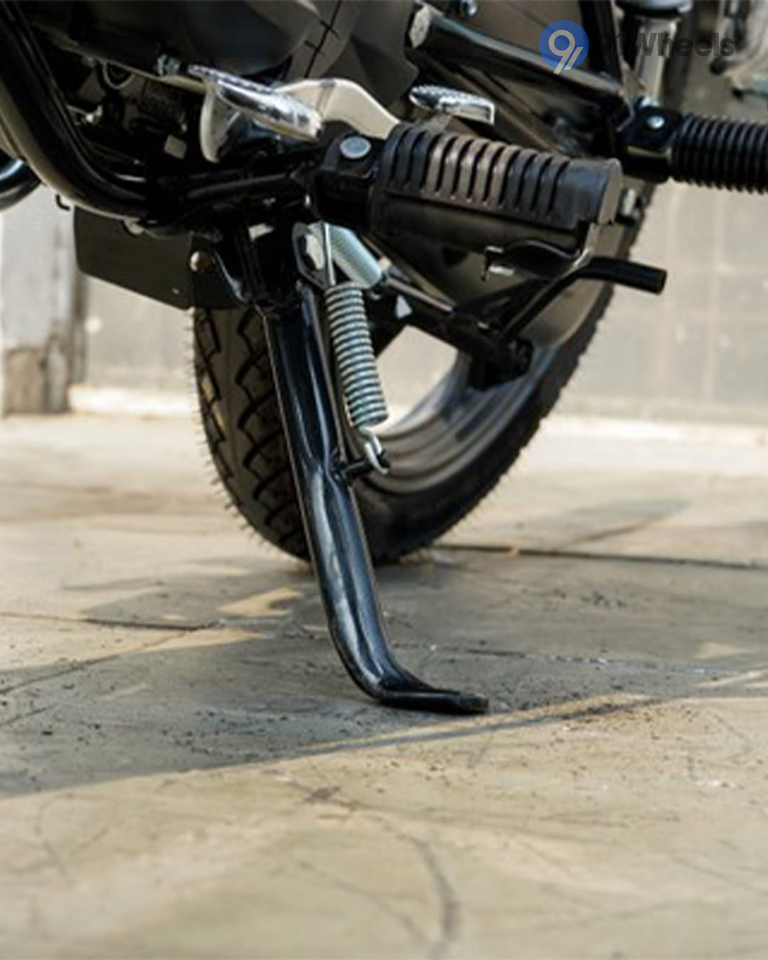 Stands & Utility - 2