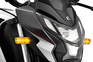 Hero Xtreme 160R BS6 Headlight image