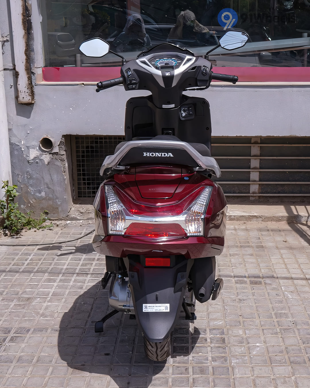 360° View Shots - 12 360° View Shots - 12