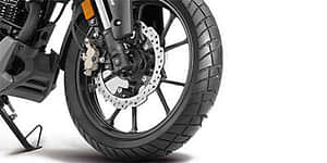 Honda CB 200X Wheels image