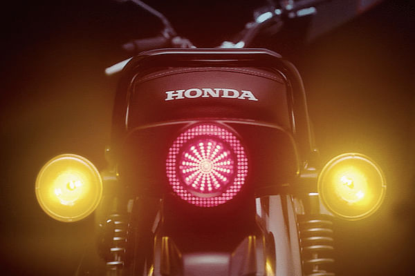 Honda Hness CB350 Tail light image