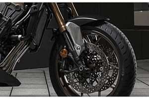 Honda CB 650R bike image