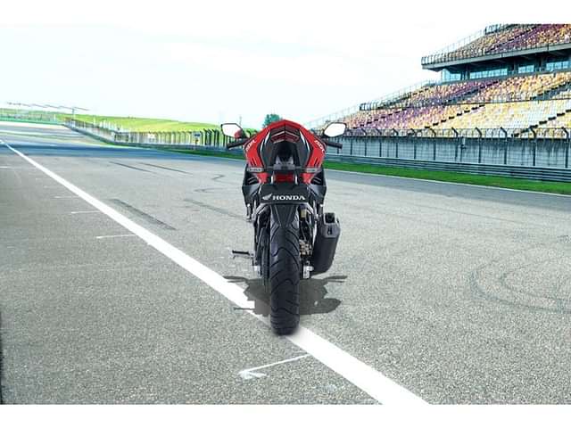 Honda CBR150R Rear Profile image