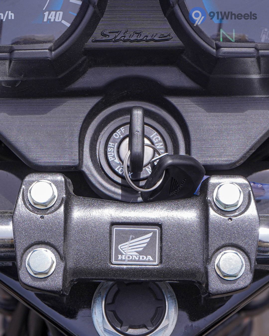 Handlebar & Console Area - 12