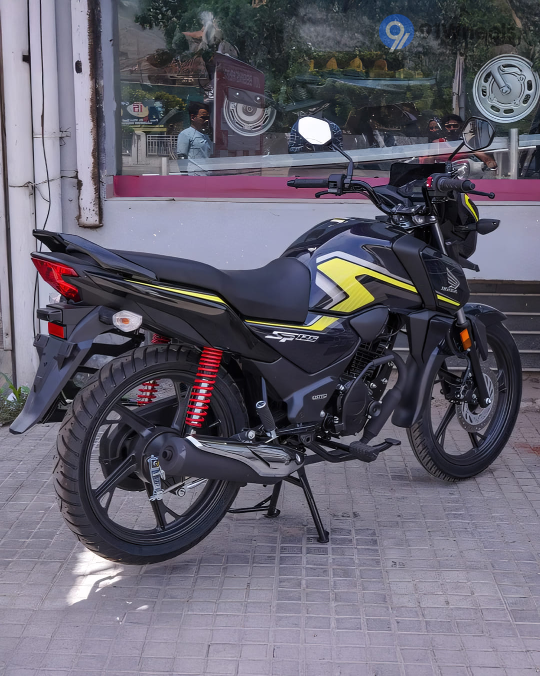 360° View Shots - 14