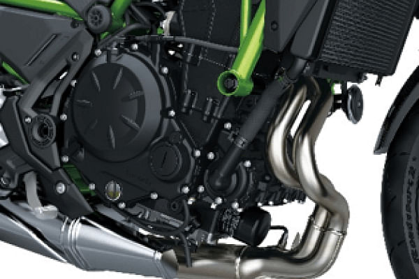 Kawasaki Z650 Engine image