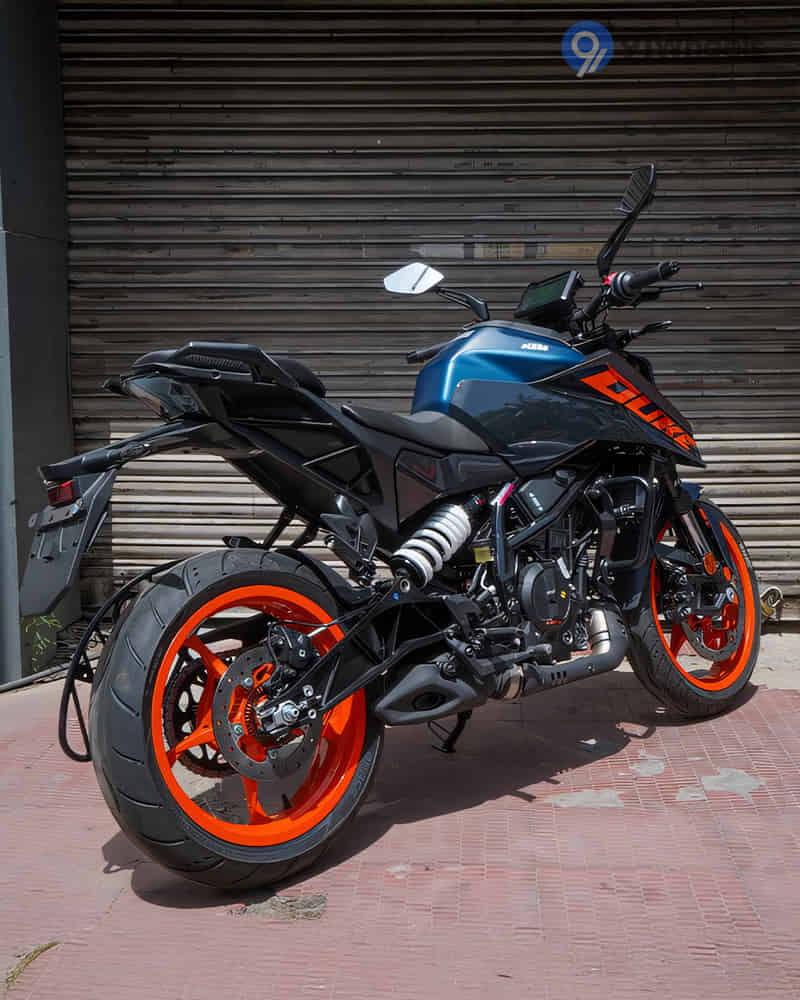 KTM 250 Duke - Image 6