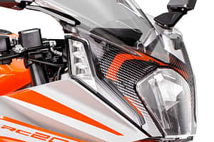 KTM RC 200 Headlight image