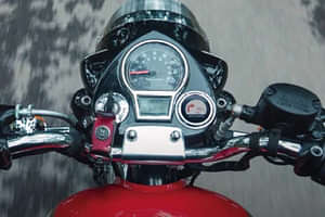 Royal Enfield Classic 350 Speedometer Console image