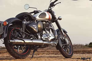 Royal Enfield Classic 350 Front Side Profile image