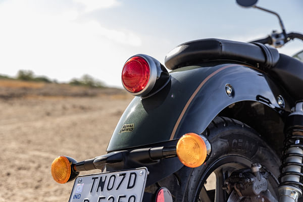 Royal Enfield Super Meteor 650 Tail light image