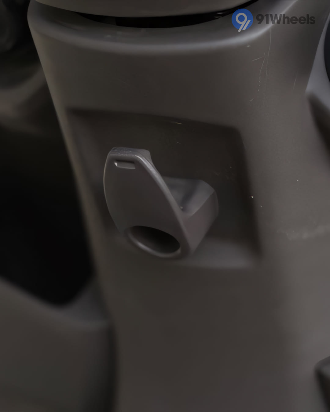 Front Body & Wheels - 3