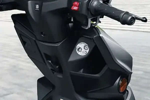 Suzuki Avenis scooter image