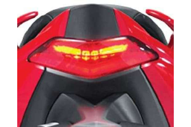 Suzuki Gixxer SF Tail light