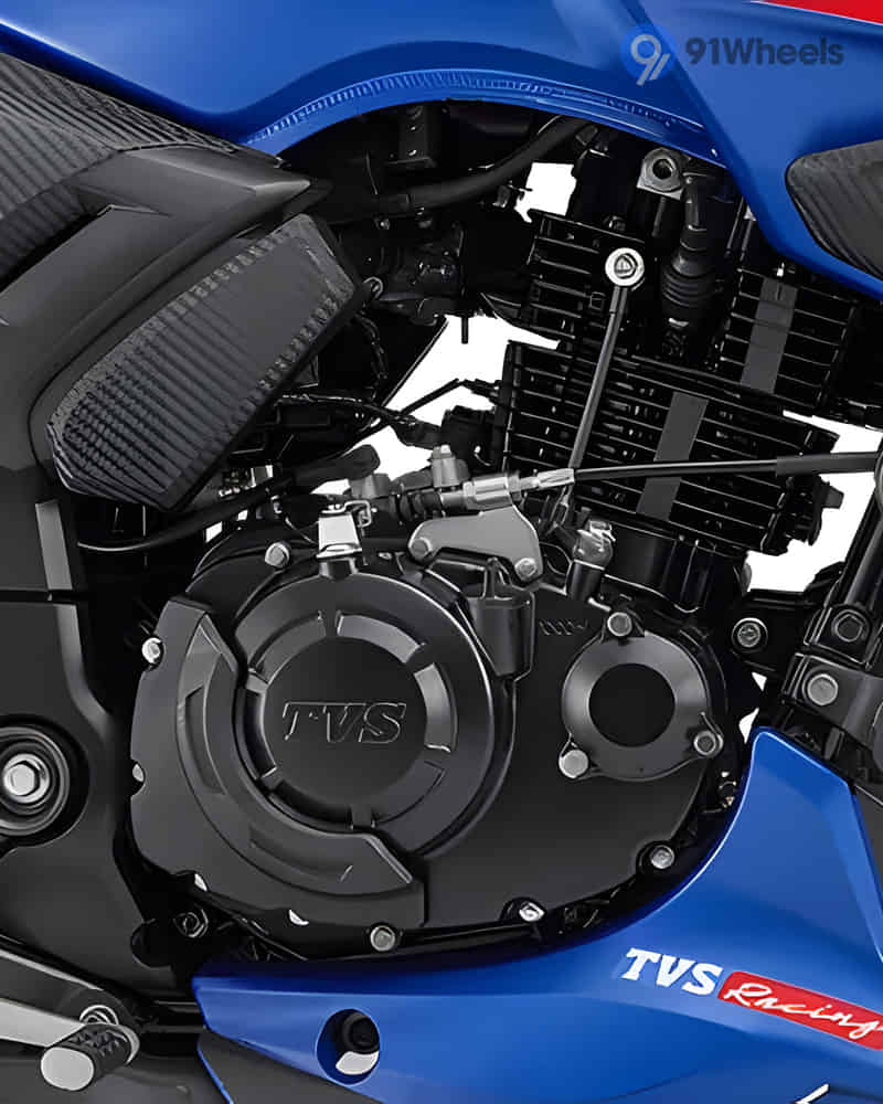 TVS Apache RTR 160 - Image 4