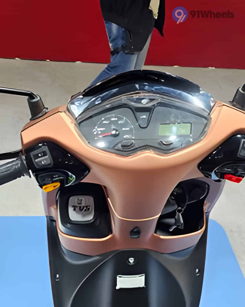 TVS Jupiter 125 CNG - Image 3