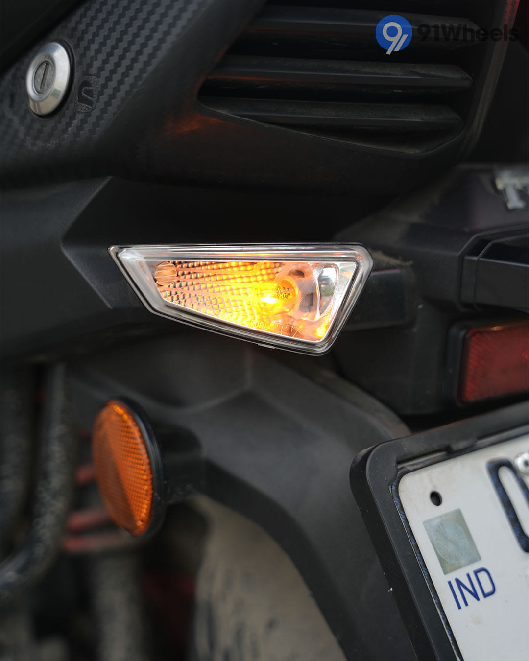 Lighting & Mirrors - 3 Lighting & Mirrors - 3