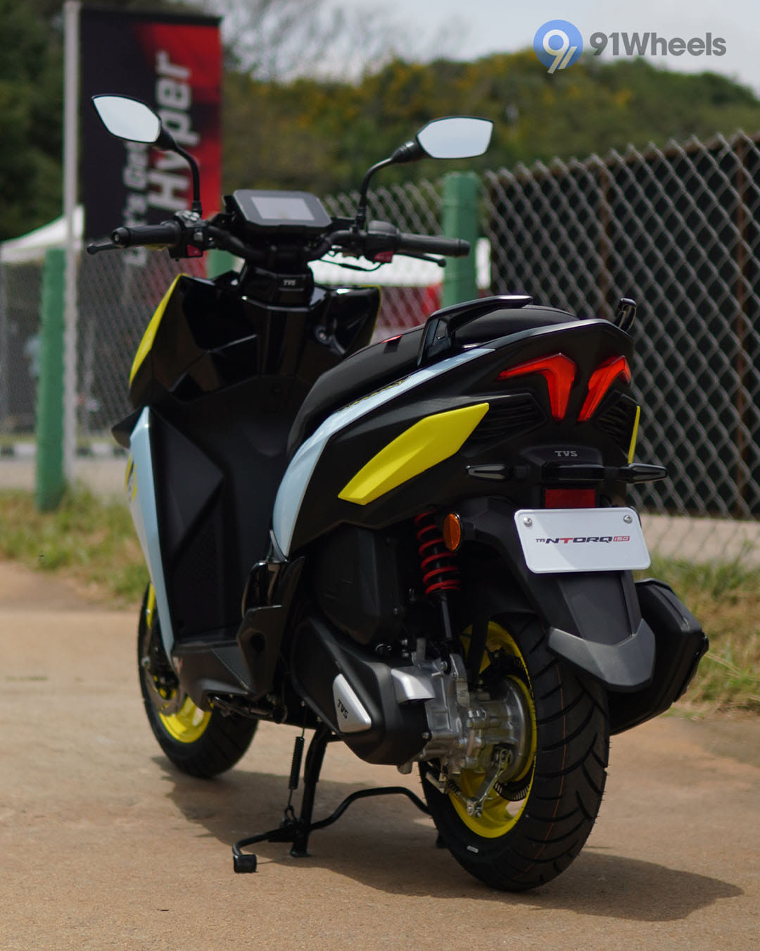 360° View Shots - 12 360° View Shots - 12