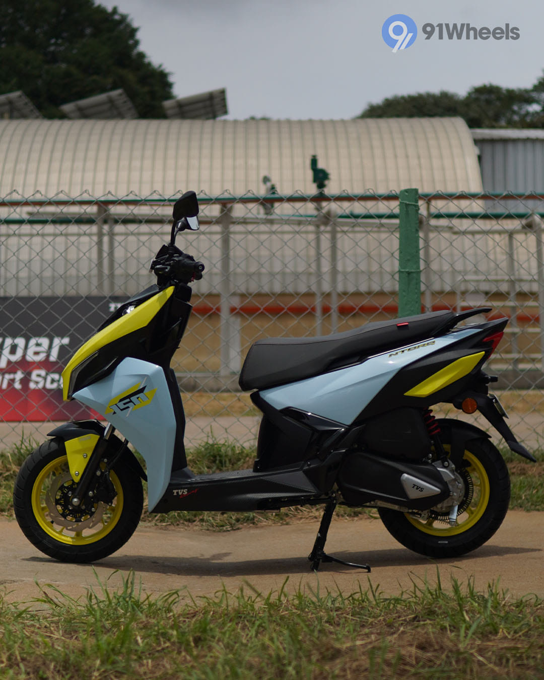 360° View Shots - 17 360° View Shots - 17