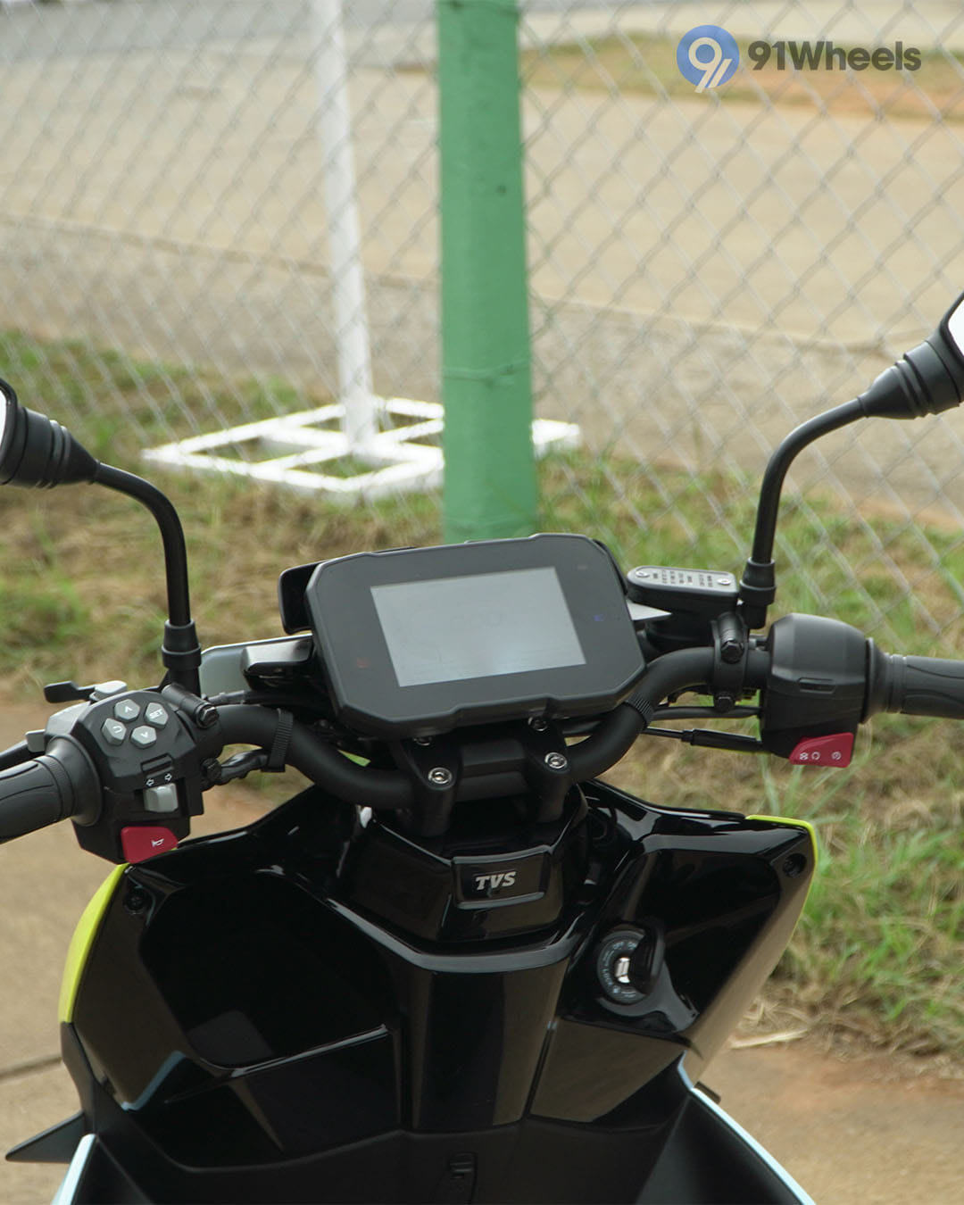 Front Body & Wheels - 7 Front Body & Wheels - 7