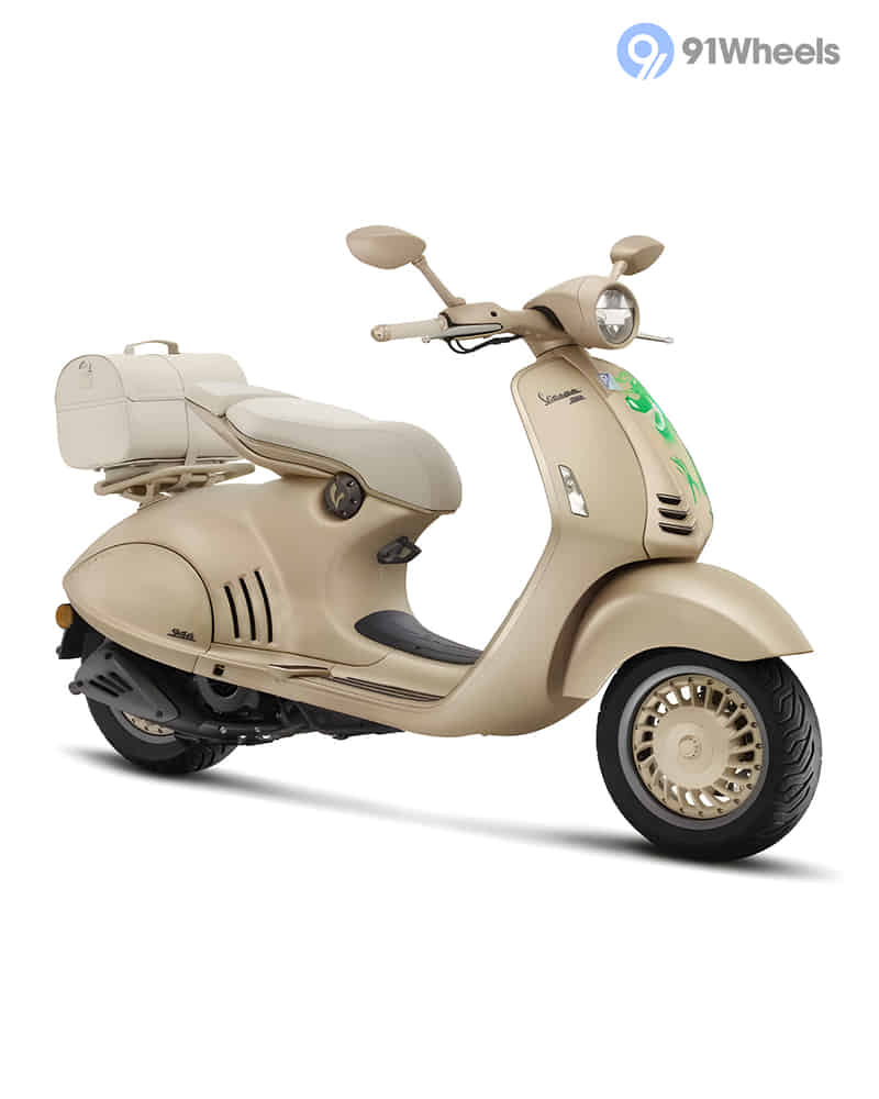 Vespa 946 Dragon Edition - Image 1