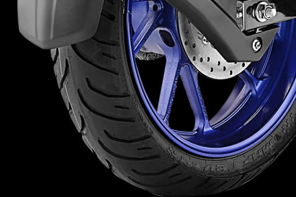 Yamaha FZS FI V4 Rear Wheel
