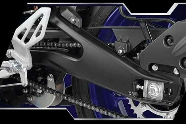 Yamaha R15 V4 Chain image