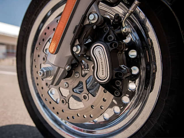 Harley-Davidson Fat Boy 114 Front Brake image