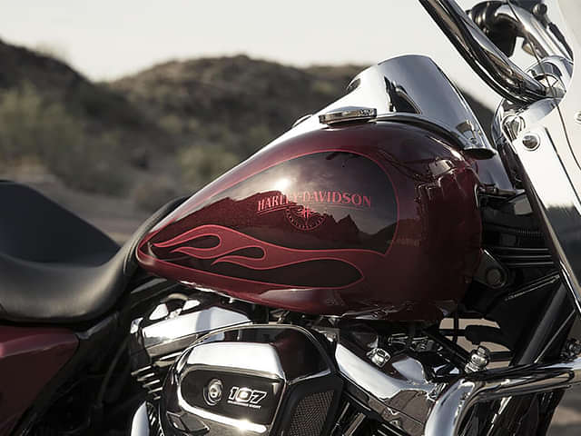Harley-Davidson Road King bike image