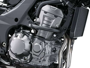 Kawasaki Versys 1000 Engine image