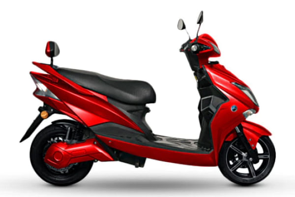 Poise NX 120 scooter