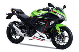 Kawasaki Ninja 300 BS6 image