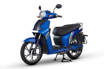BGauss D15 scooter BGauss D15 scooter