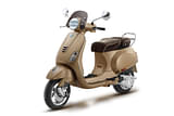 Vespa Elegante 150 scooter