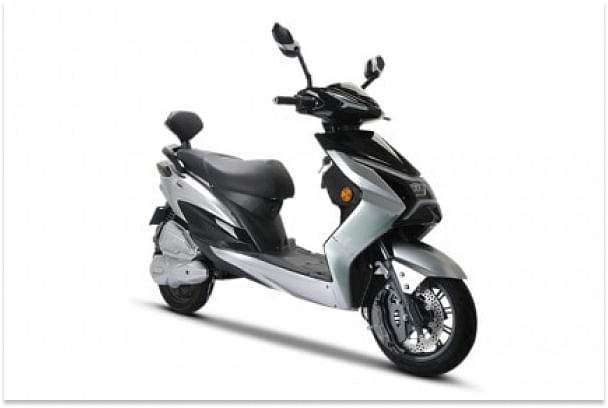 M2GO Scooters X1 cycle