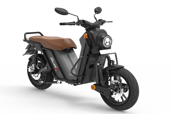BNC Challenger S110 scooter