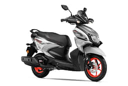 Yamaha RayZR 125 Fi-Hybrid Street Rally STD image