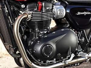 Triumph Speed Twin 900 Engine image