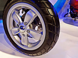 Vespa VXL 150 Front Tyre scooter image